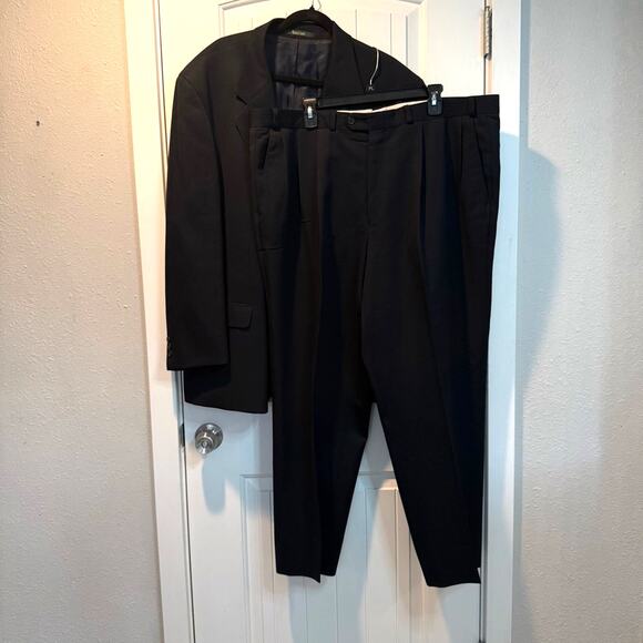 Thomas Churchill black suit size 42R - Picture 2 of 9